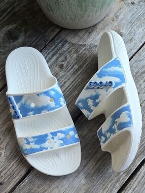 Crocs Out Of This World Blue And White Cloud Print Slide On Unisex Sandal